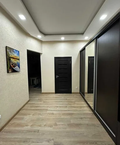 2-комн. квартира, 11 этаж, 60м², И. Сомони Опера балет