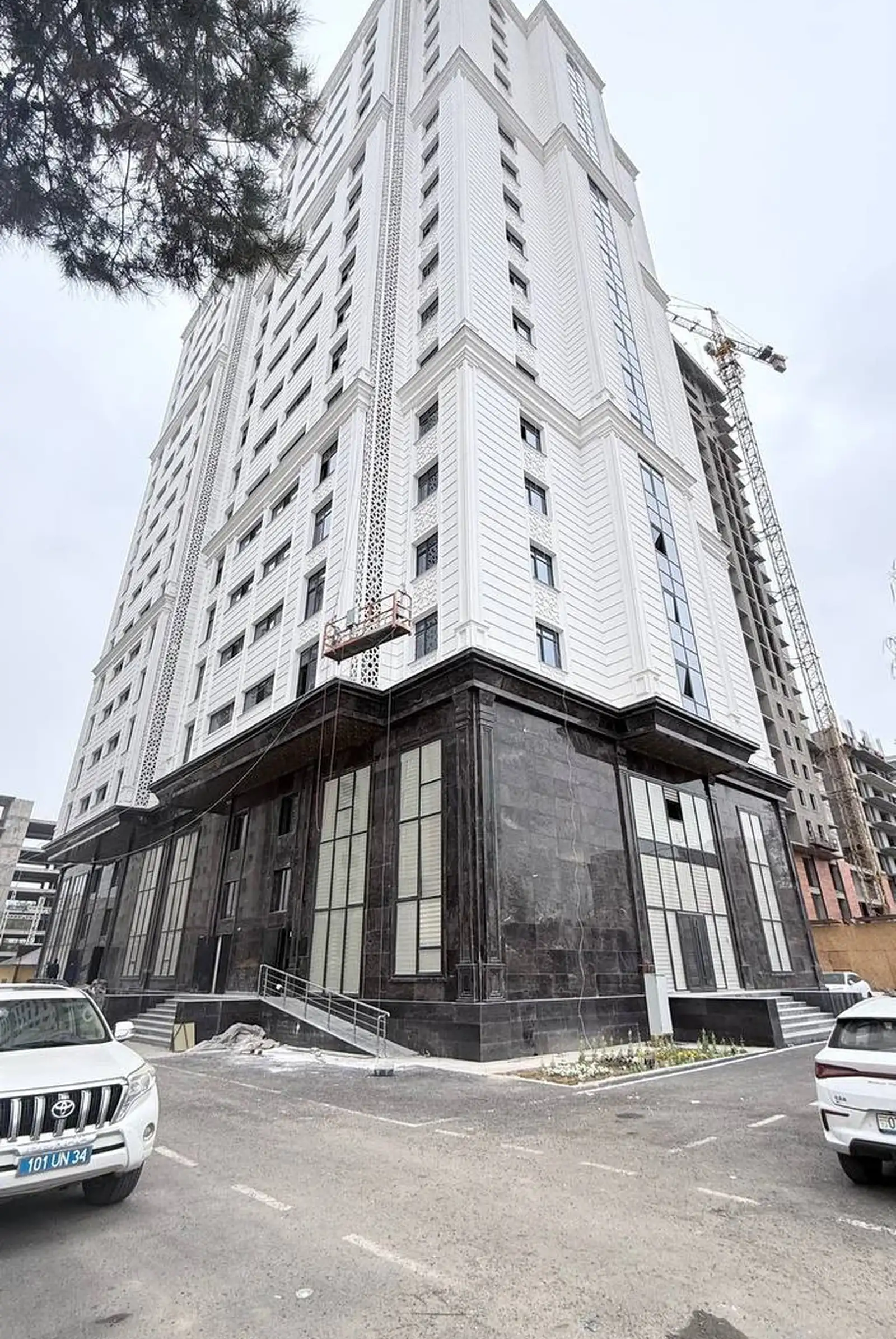 2-комн. квартира, 18 этаж, 62 м², Шохмансур