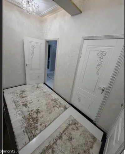 2-комн. квартира, 2 этаж, 66 м², Сино 33мкр