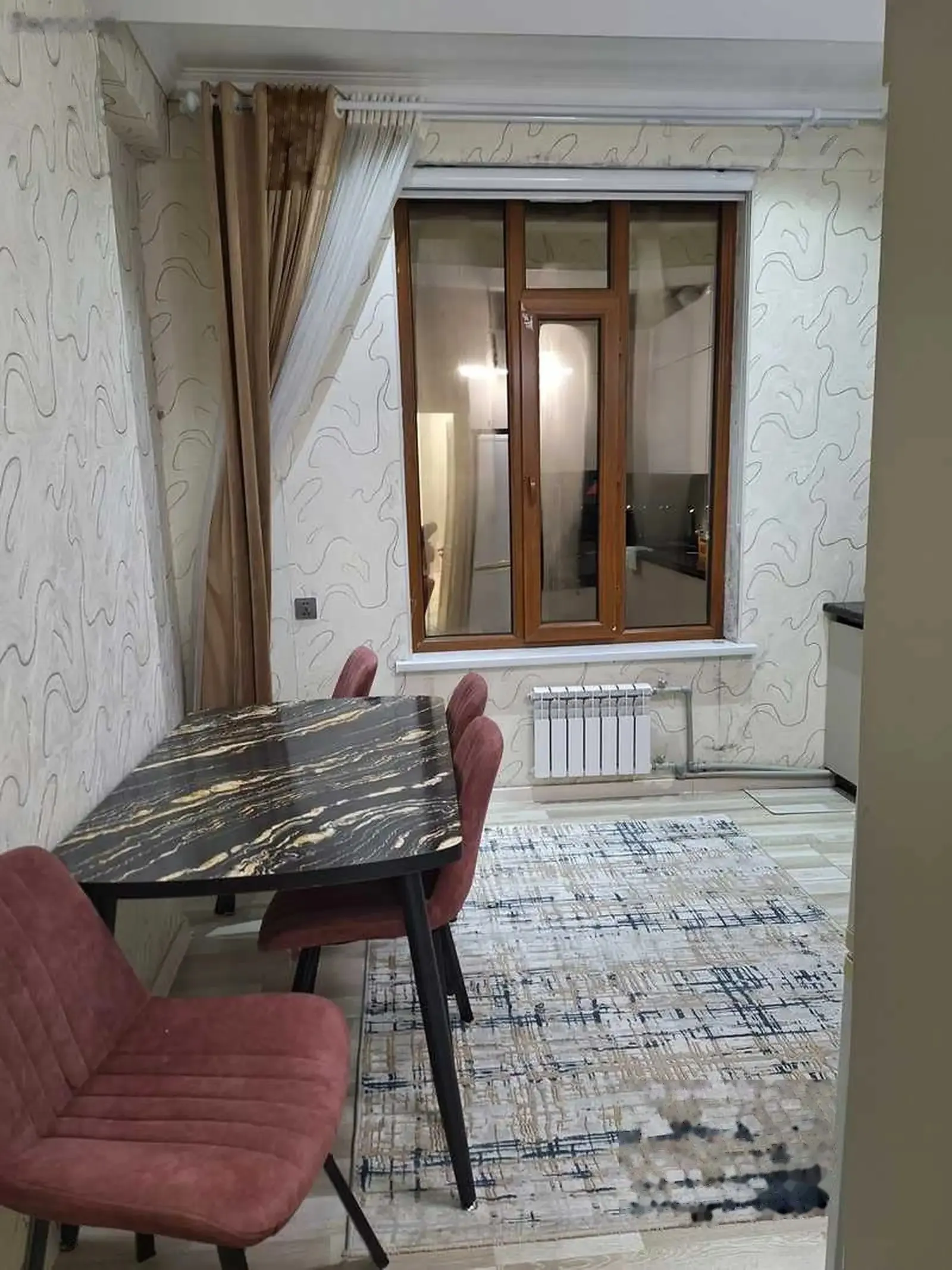 2-комн. квартира, 10 этаж, 72м², Фирдавси