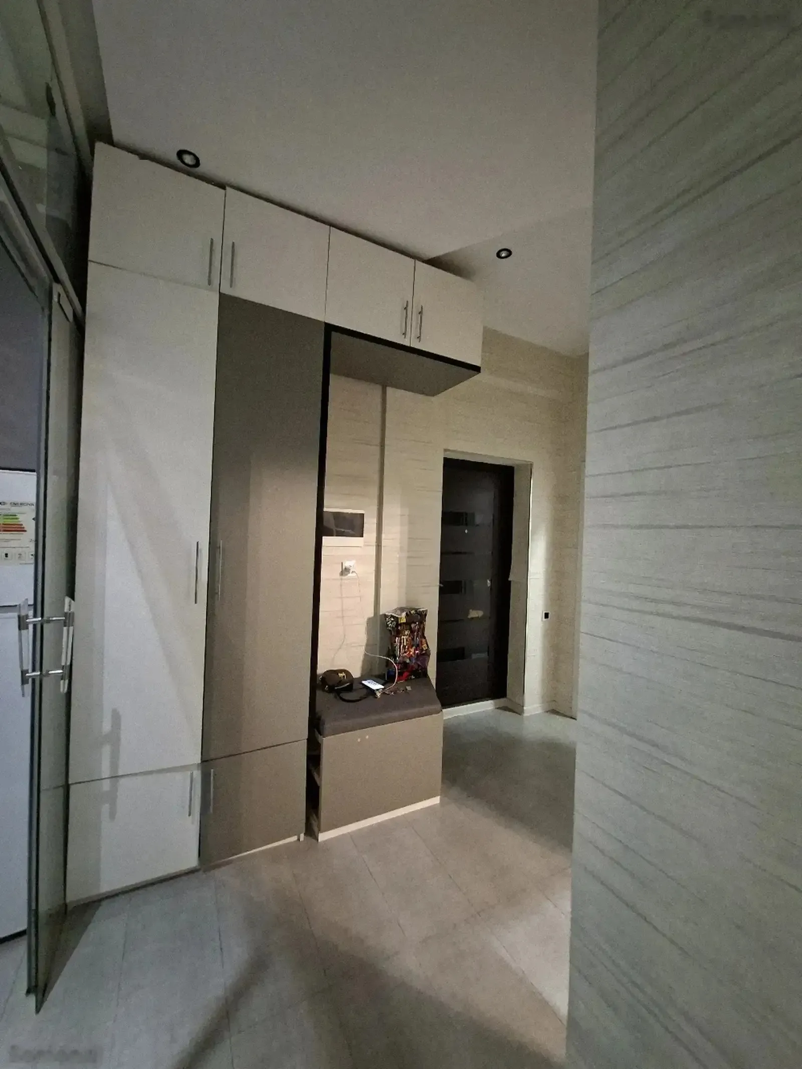 2-комн. квартира, 16 этаж, 52м², Шохмансур