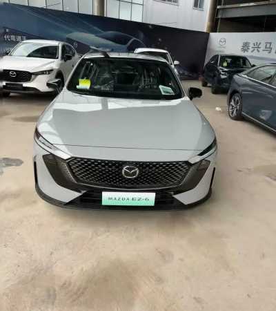 Mazda 2 2025