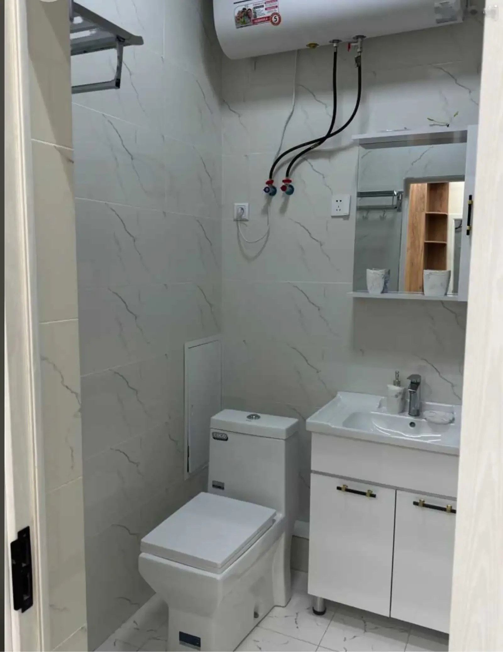 2-комн. квартира, 6 этаж, 55м², овир гранд отель