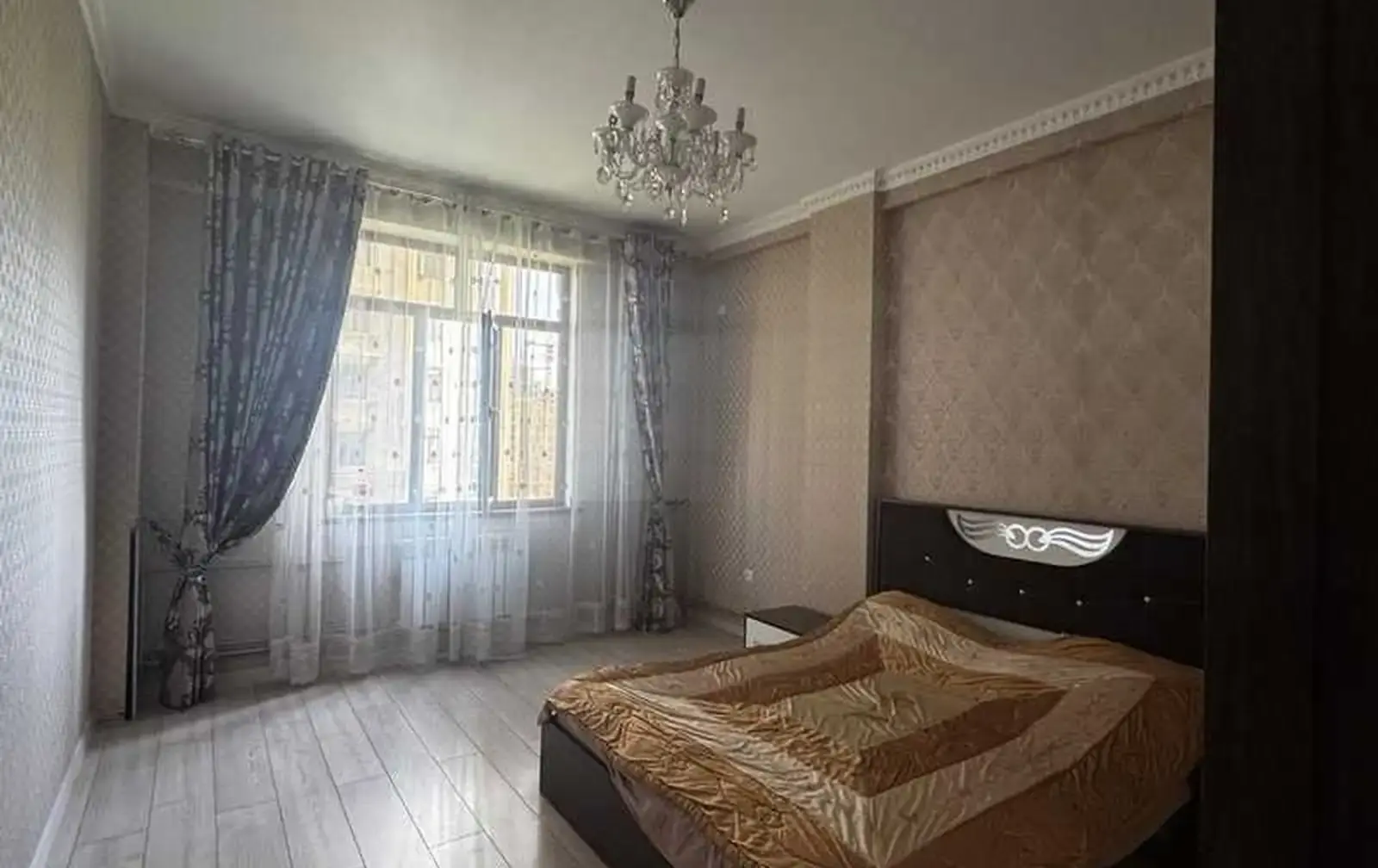 3-комн. квартира, 9 этаж, 130м², Шохмансур