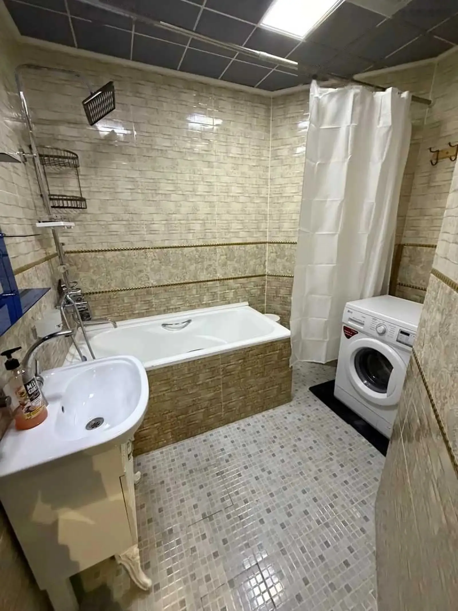 2-комн. квартира, 8 этаж, 65м², Шохмансур