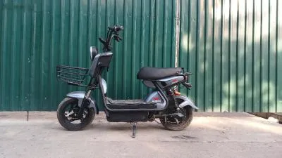 Электронный скутер