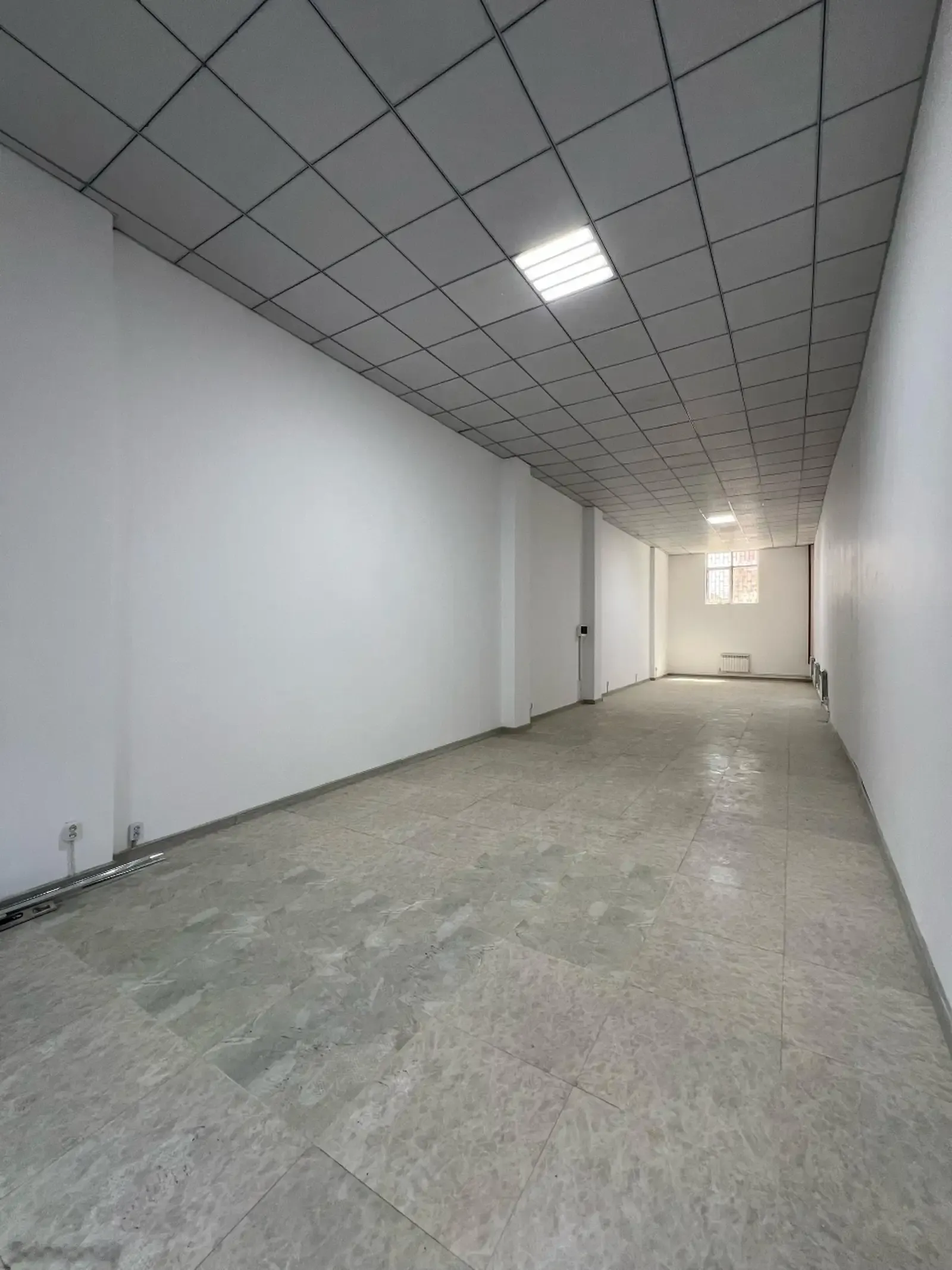 Помещение под свободное назначение, 84м², Проспект Айни, Садбарг, здание Актив Банк