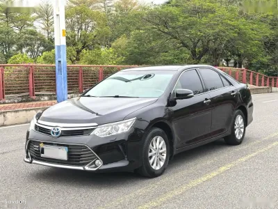 Toyota Camry, 2015