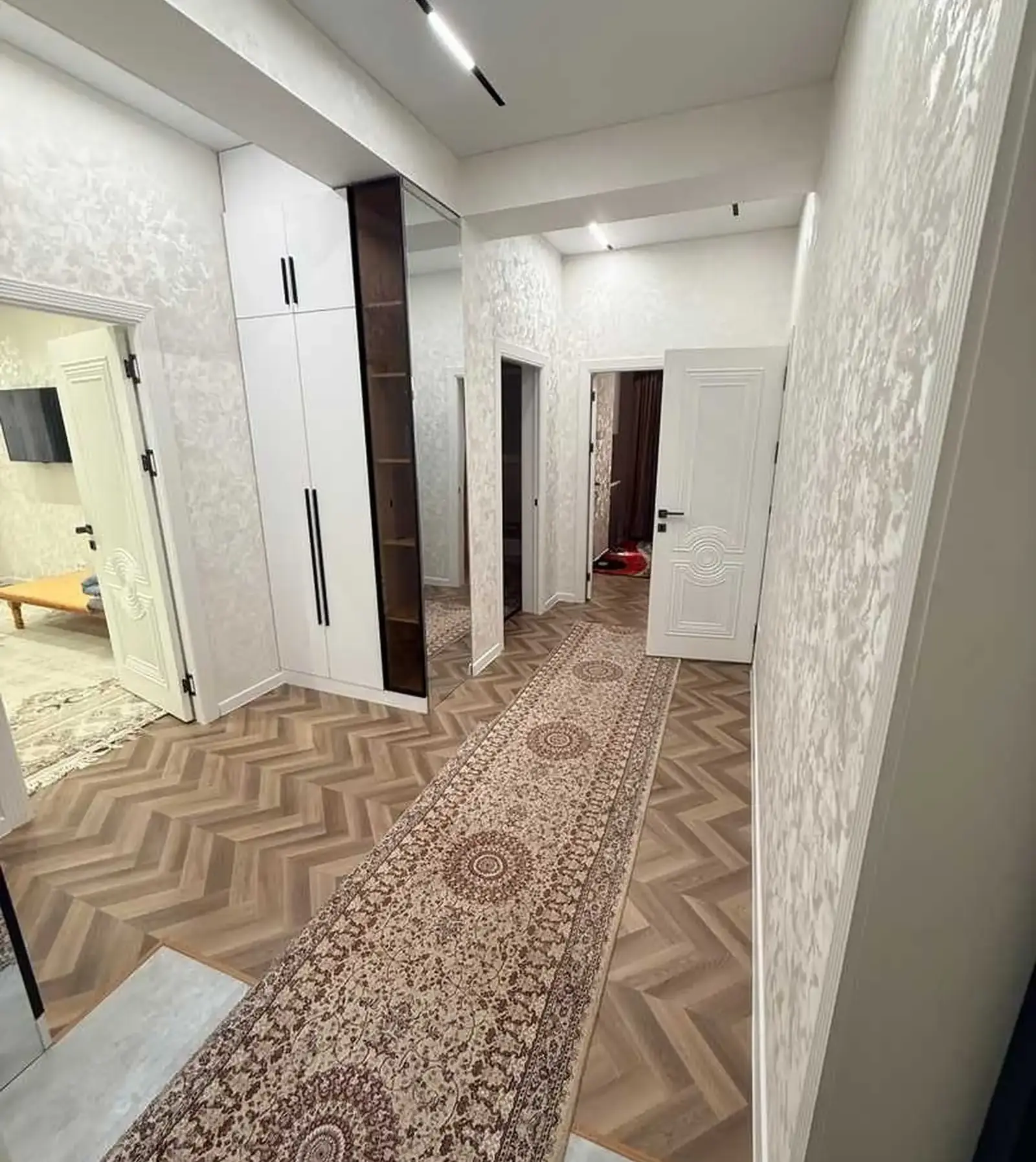 2-комн. квартира, 3 этаж, 100м², Шоҳмансур