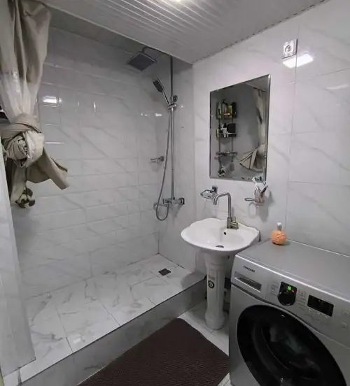 5-комн. квартира, 3 этаж, 90 м², Фирдавси