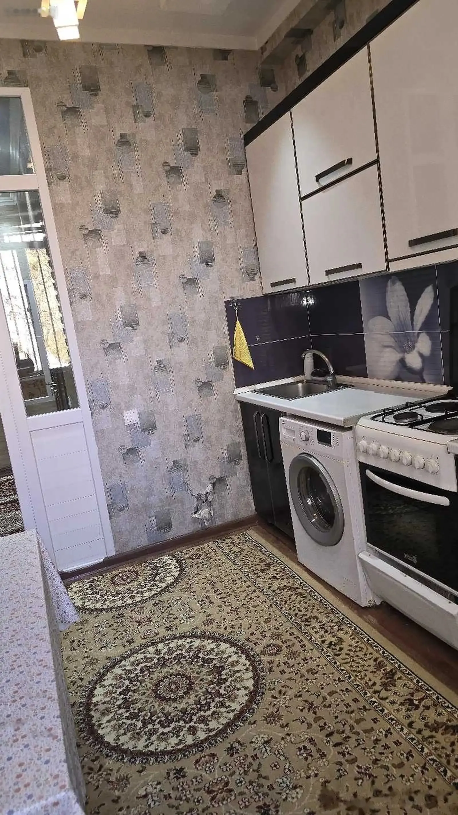 2-комн. квартира, 2 этаж, 80м², 82мкр