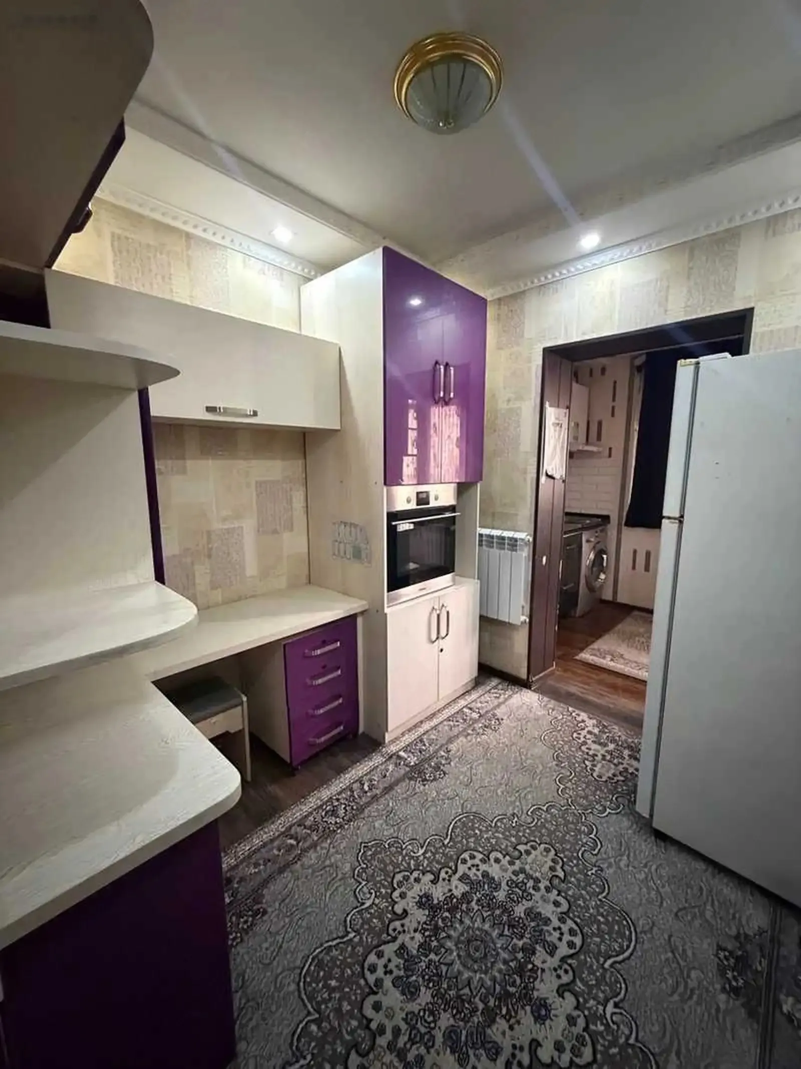 4-комн. квартира, 2 этаж, 95м², профсоюз