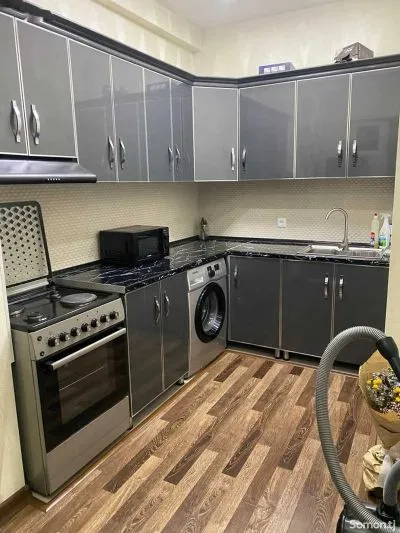 2-комн. квартира, 5 этаж, 75м², 112мкр