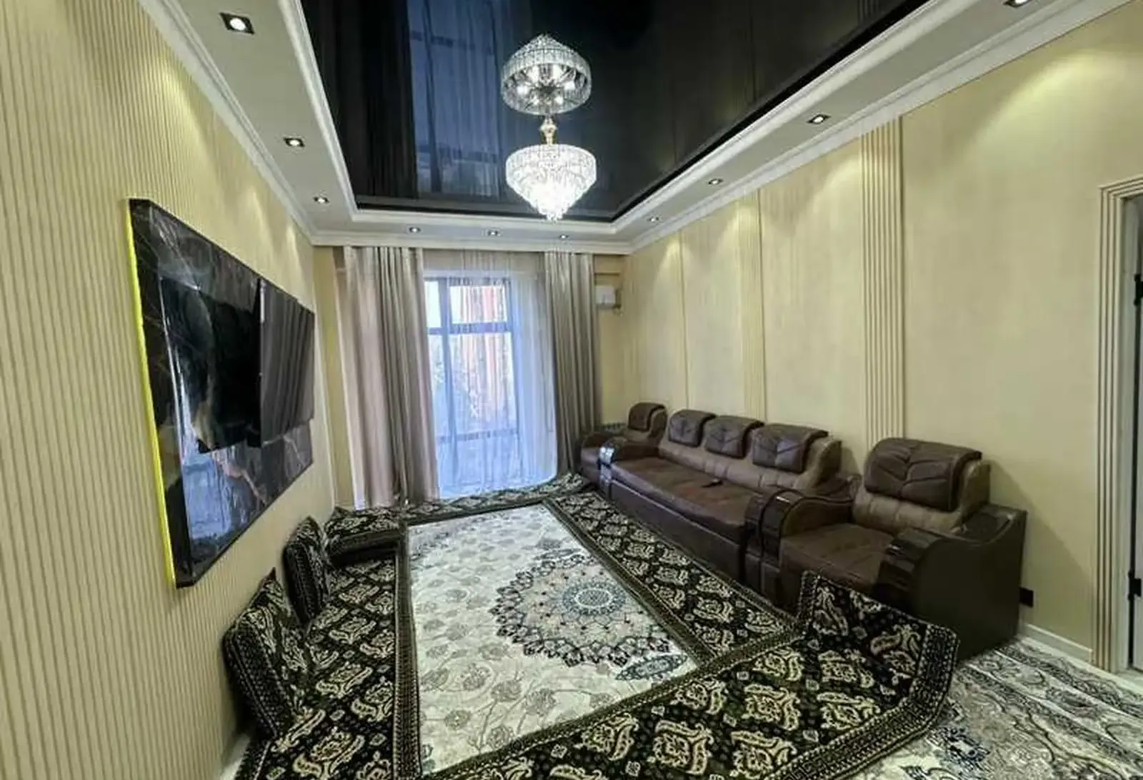 2-комн. квартира, 4 этаж, 62м², Чор Дома