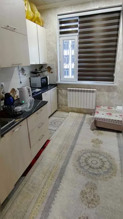 2-комн. квартира, 3 этаж, 70м², Фирдавси