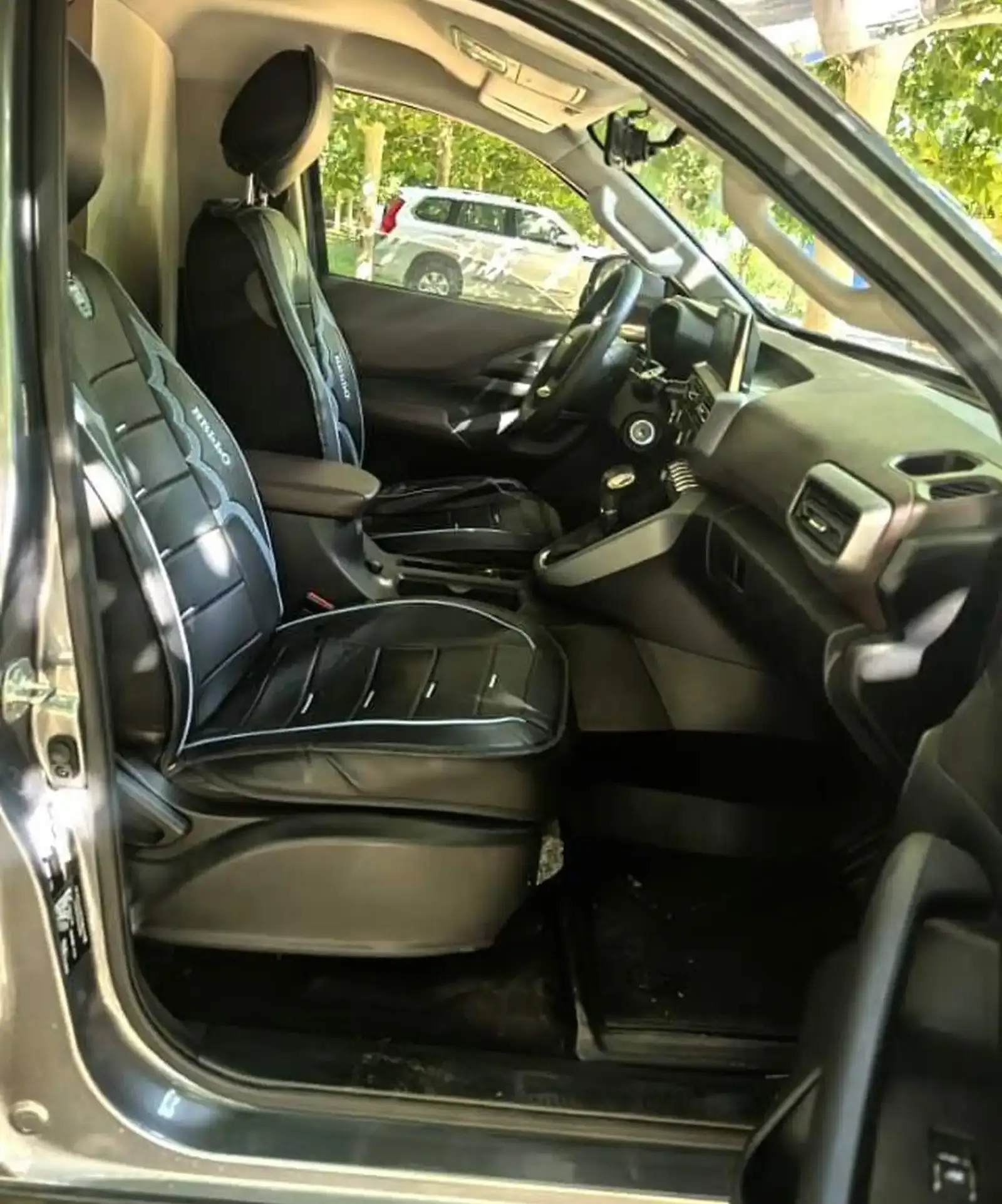 Changan Alsvin,