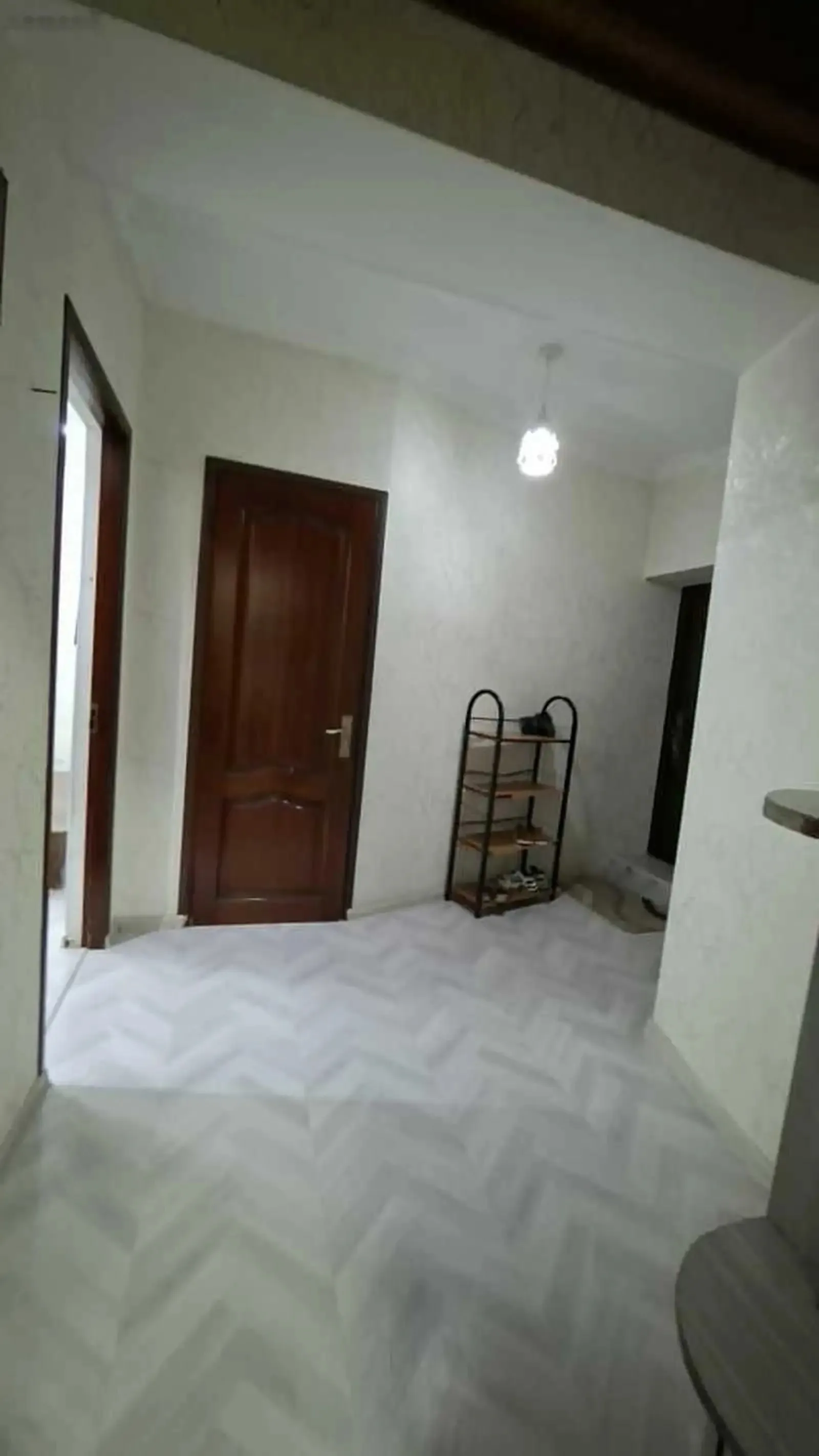 2-комн. квартира, 5 этаж, 65м², сино