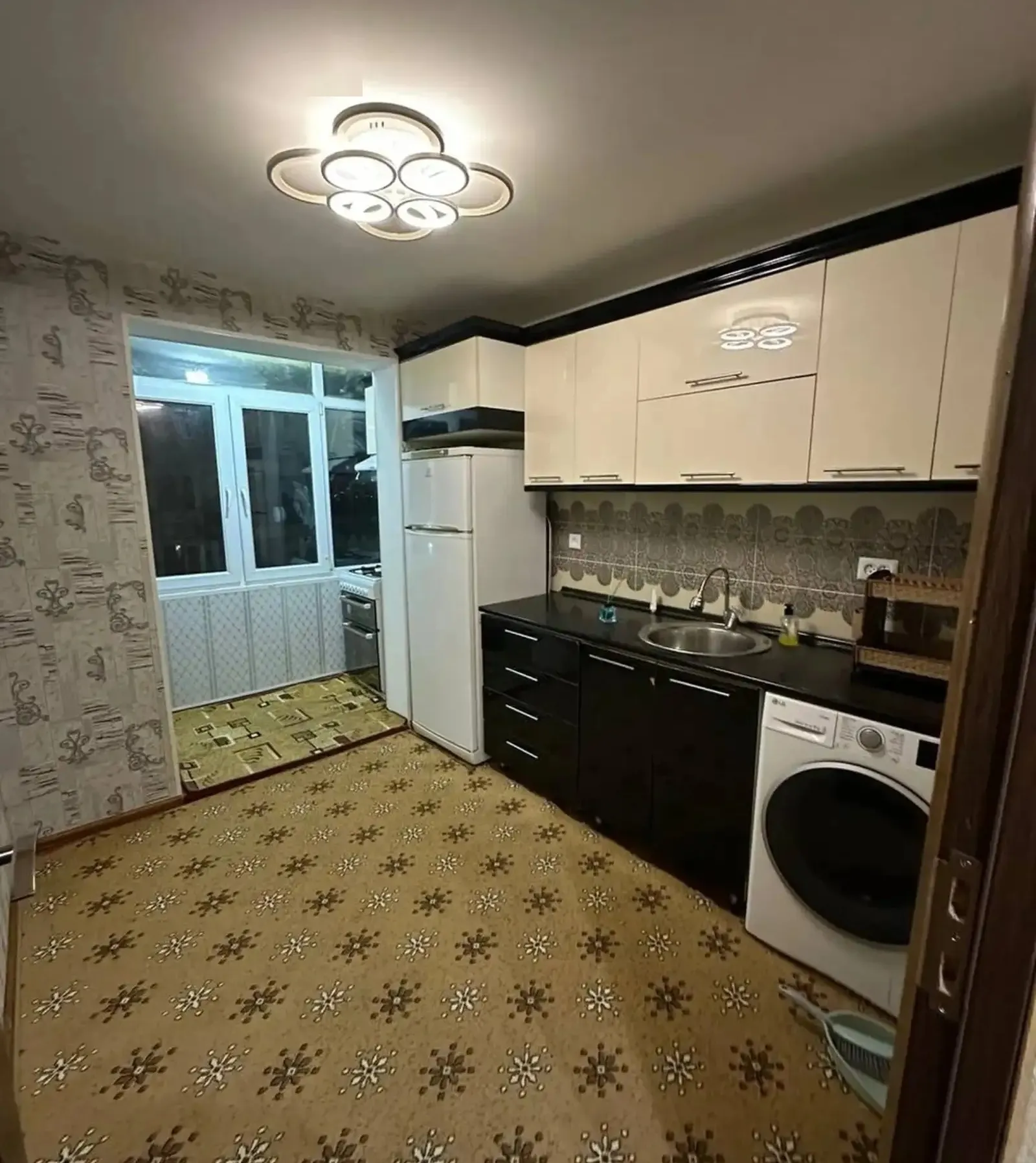 2-комн. квартира, 3 этаж, 55м², 13 Мкр
