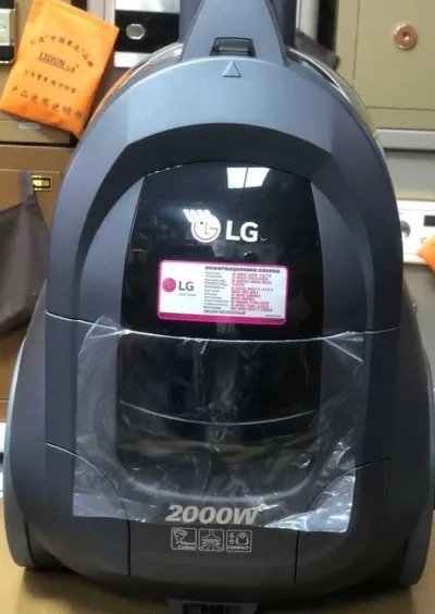 Пылесос LG 2000w