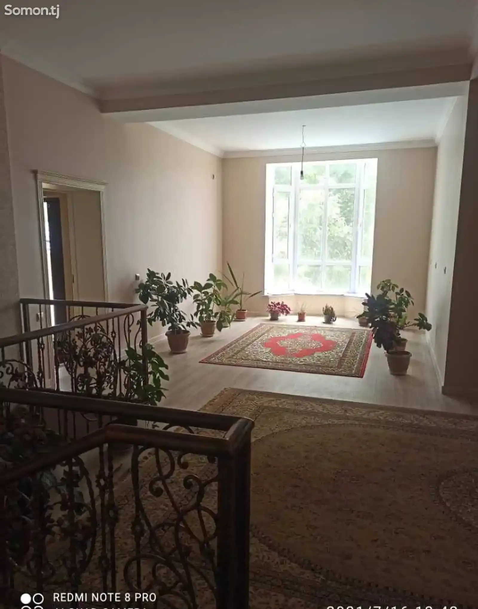 3-этажный, 17 комнатный дом, 630 м², Карамова