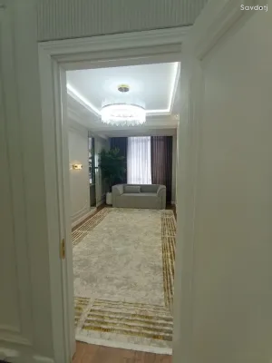 2-комн. квартира, 16 этаж, 84м², Фирдавси
