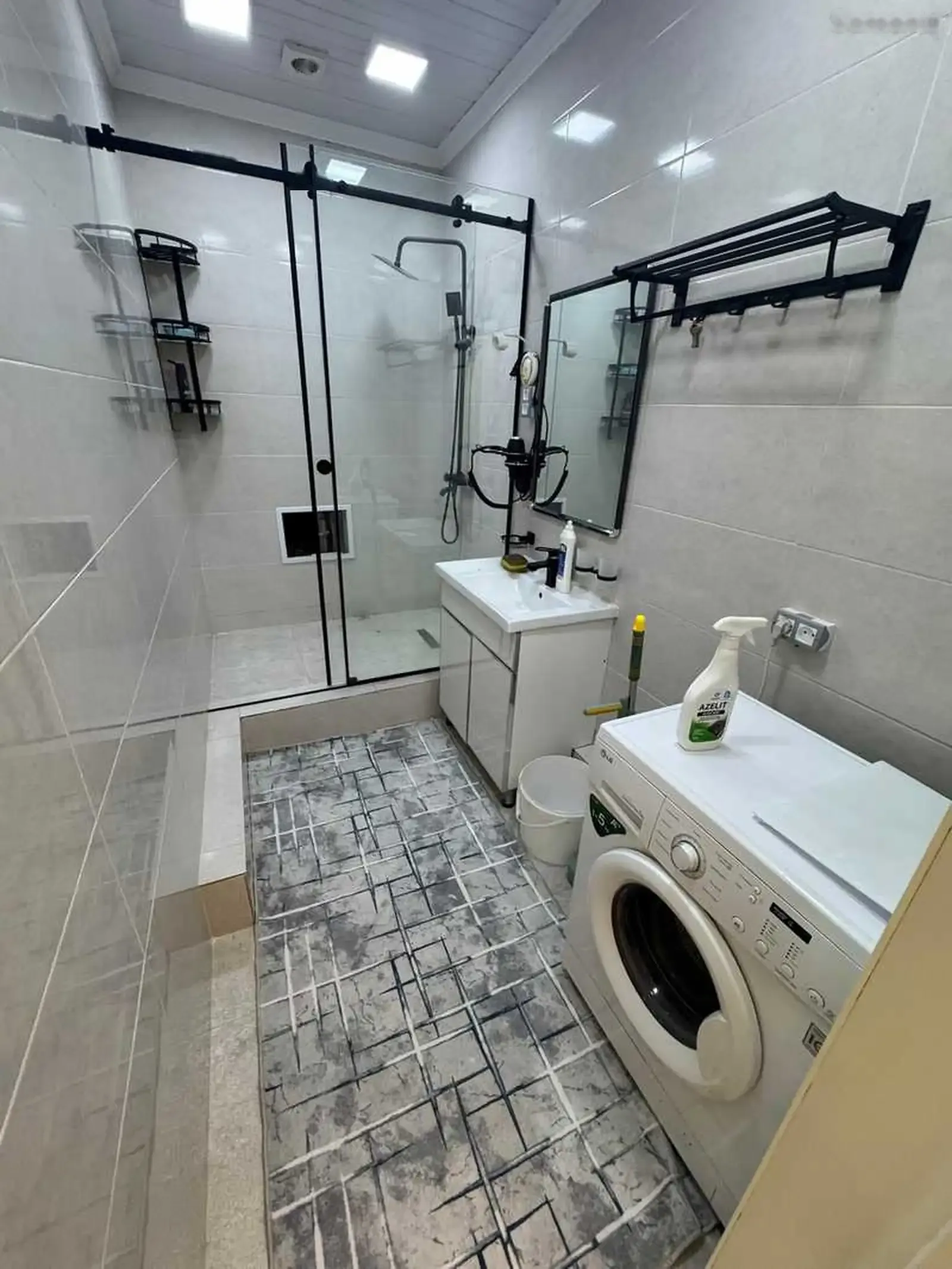 2-комн. квартира, 4 этаж, 79м², И. Сомони