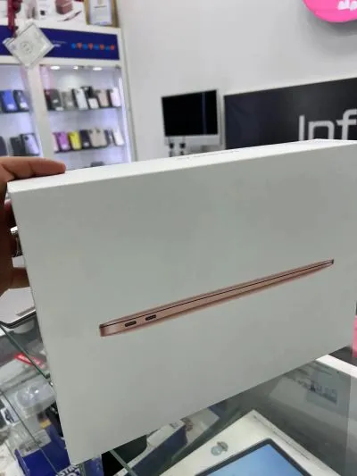 Планшет macbbok air m1 8/