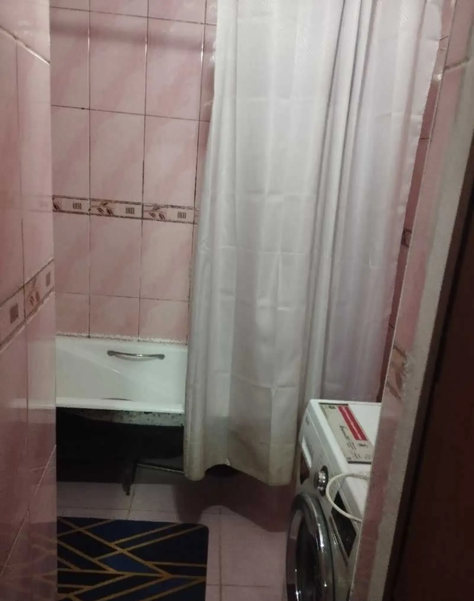 3-комн. квартира, 1 этаж, 75м², 84 Мкр