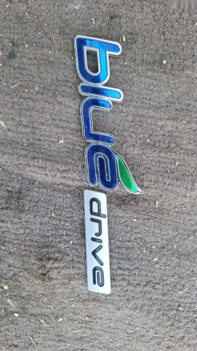 Надпись Hyundai