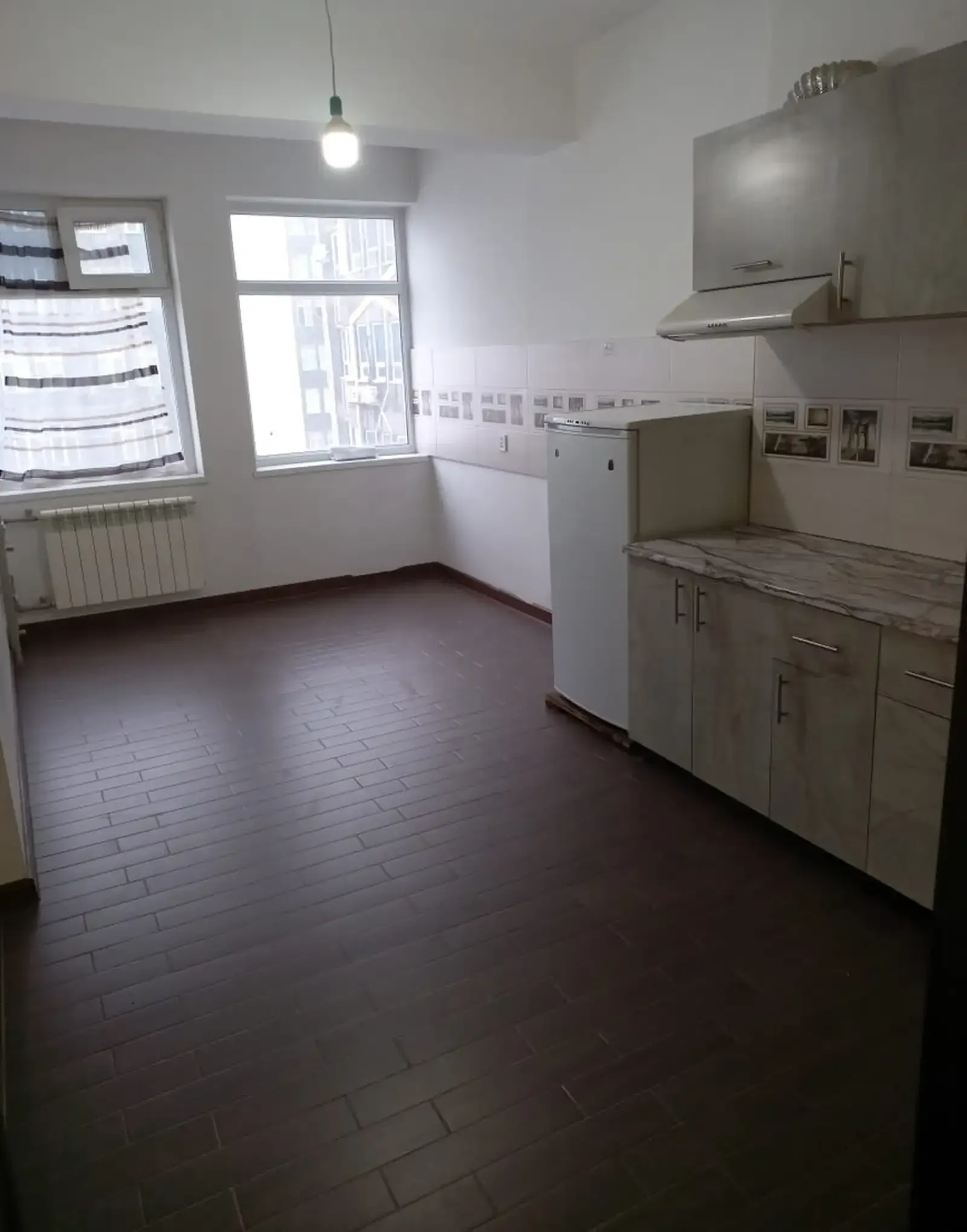 2-комн. квартира, 14 этаж, 82м², Сирк, доми Зажигалка