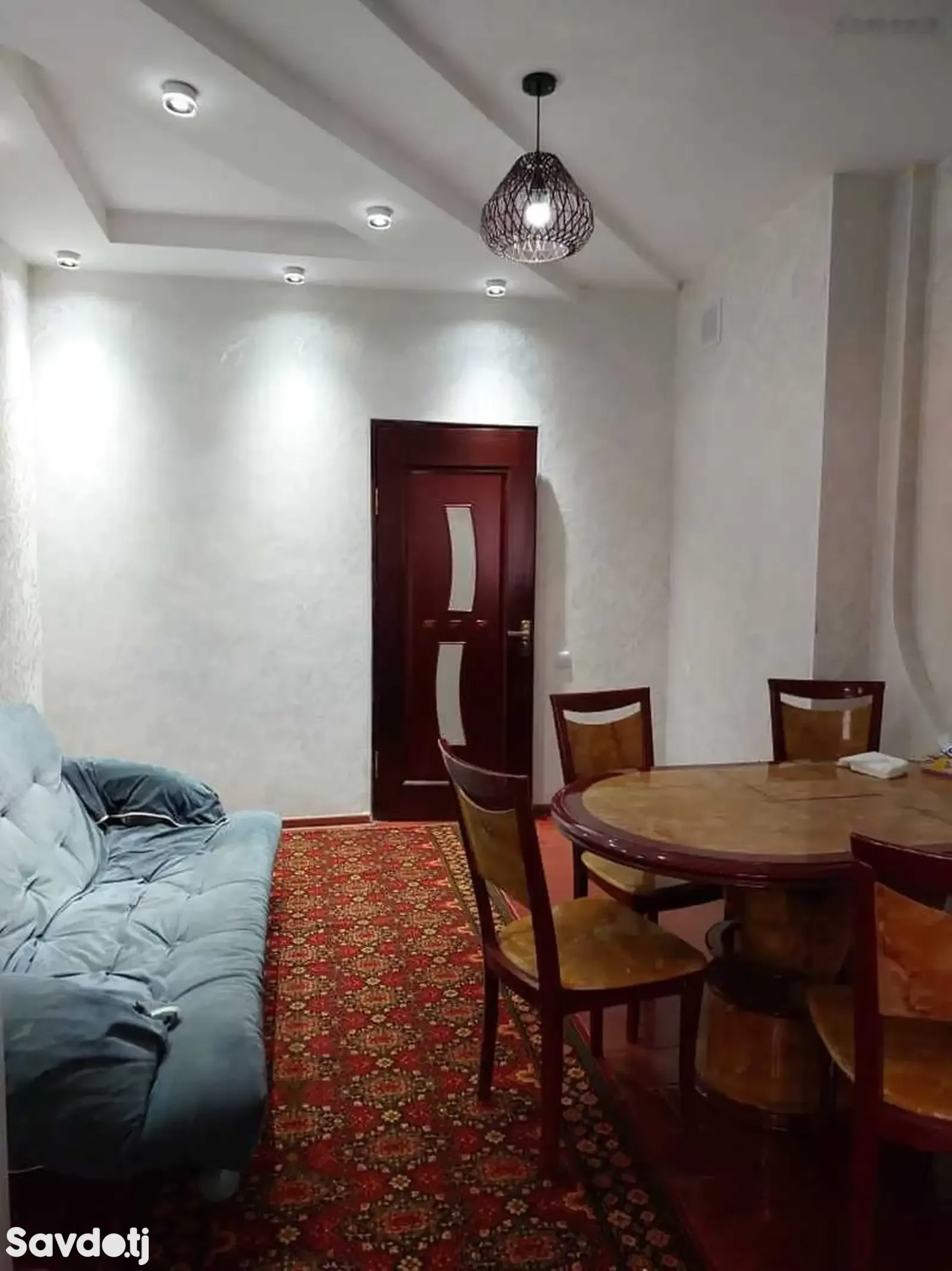 2-комн. квартира, 5 этаж, 70м², Домпечат