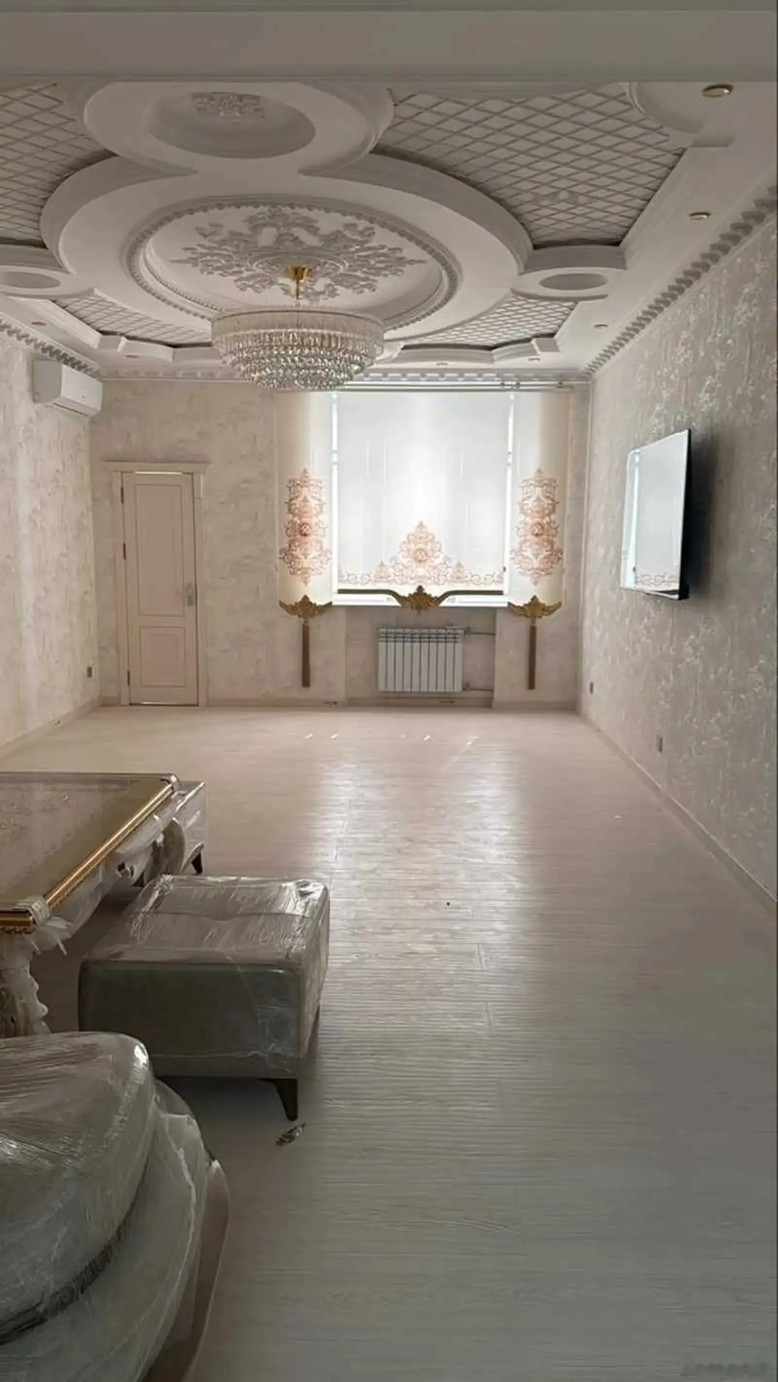 3-комн. квартира, 12 этаж, 150м², овир