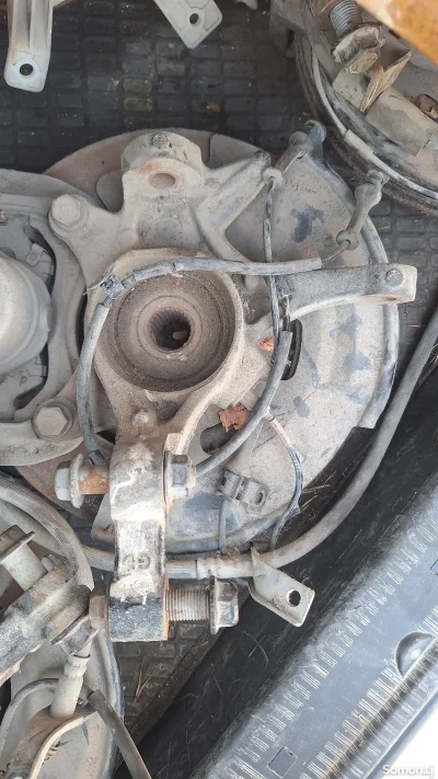 Кулак Hyundai Avante MD