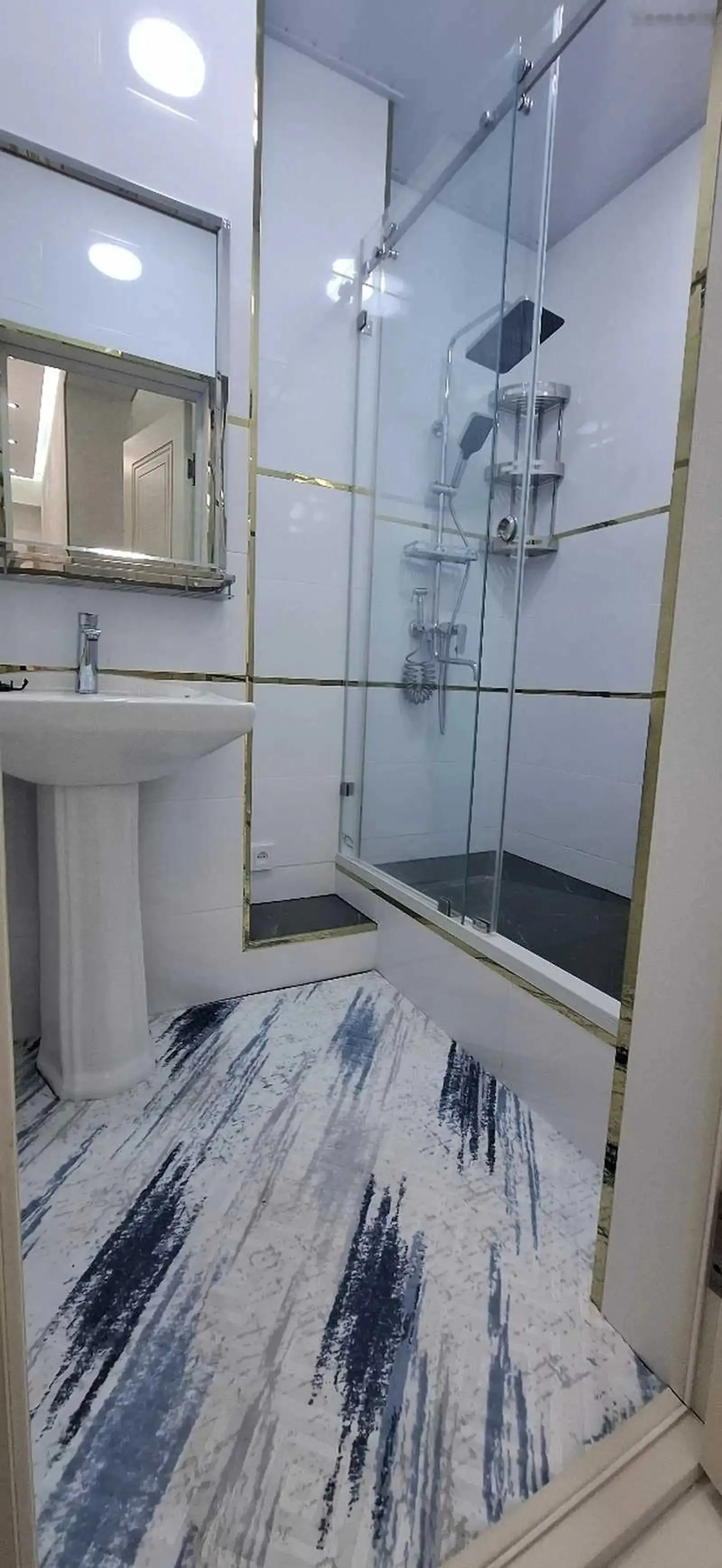 2-комн. квартира, 11 этаж, 85м², Зарнисор