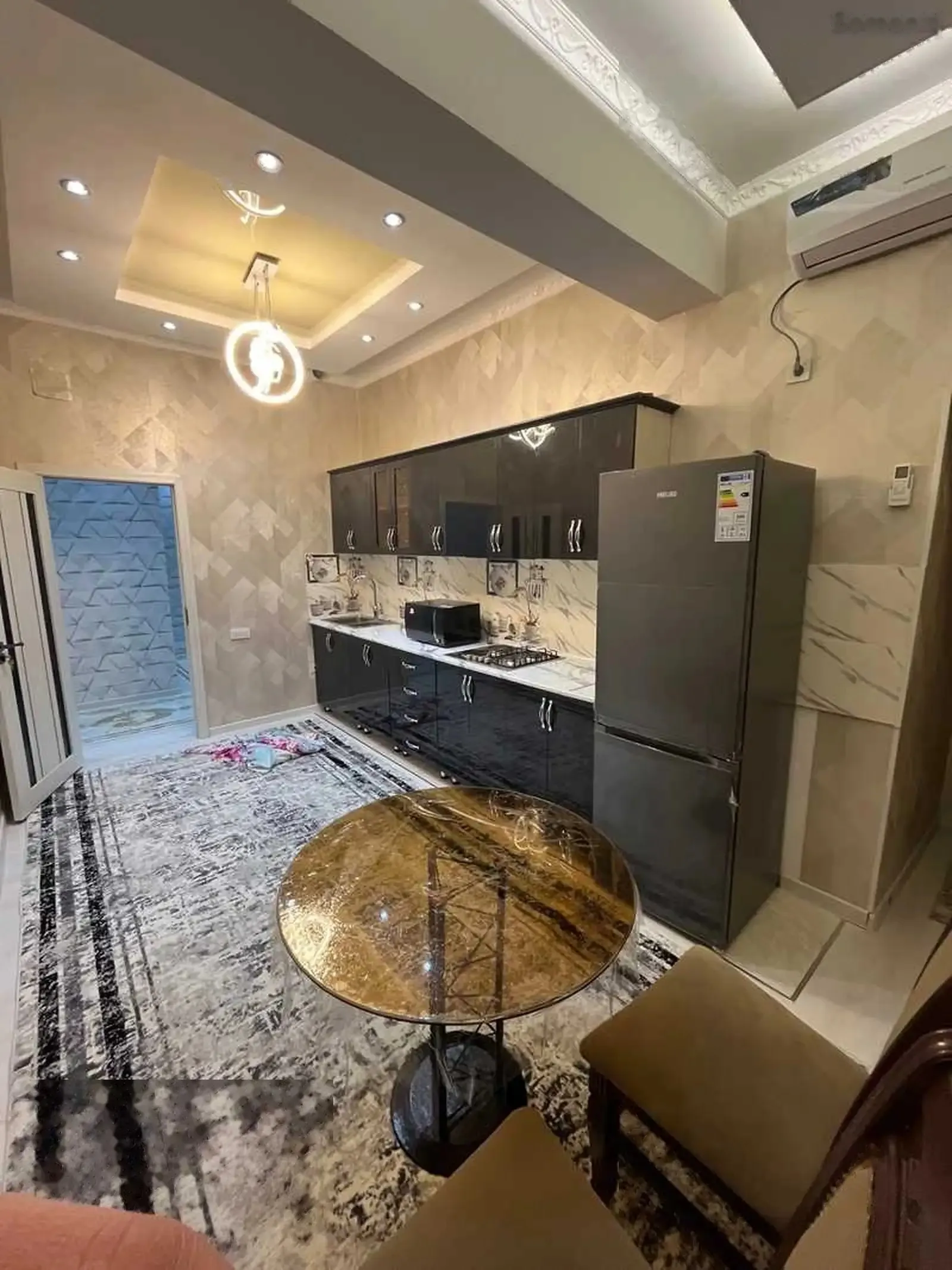 2-комн. квартира, 3 этаж, 70м², Шохмансур