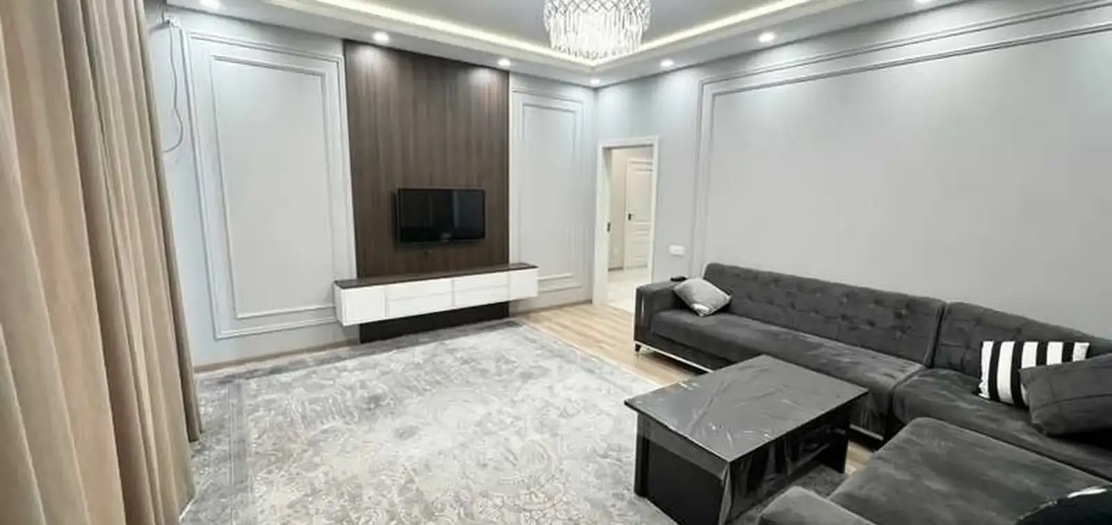 3-комн. квартира, 17 этаж, 130м², шоҳмансур