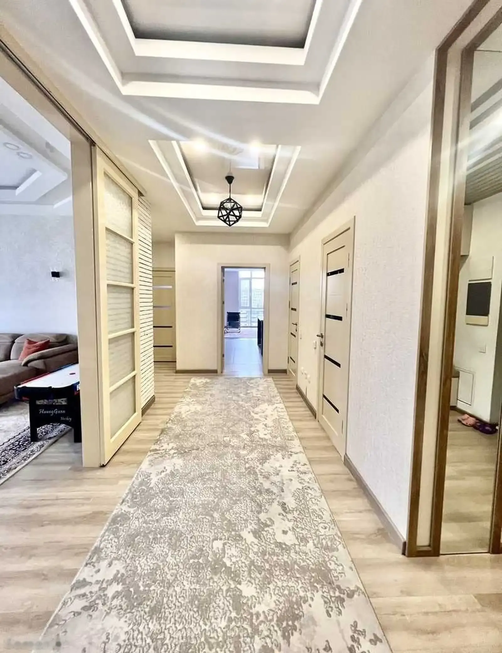 4-комн. квартира, 13 этаж, 150м², Оперка, напротив парка А.Навоӣ