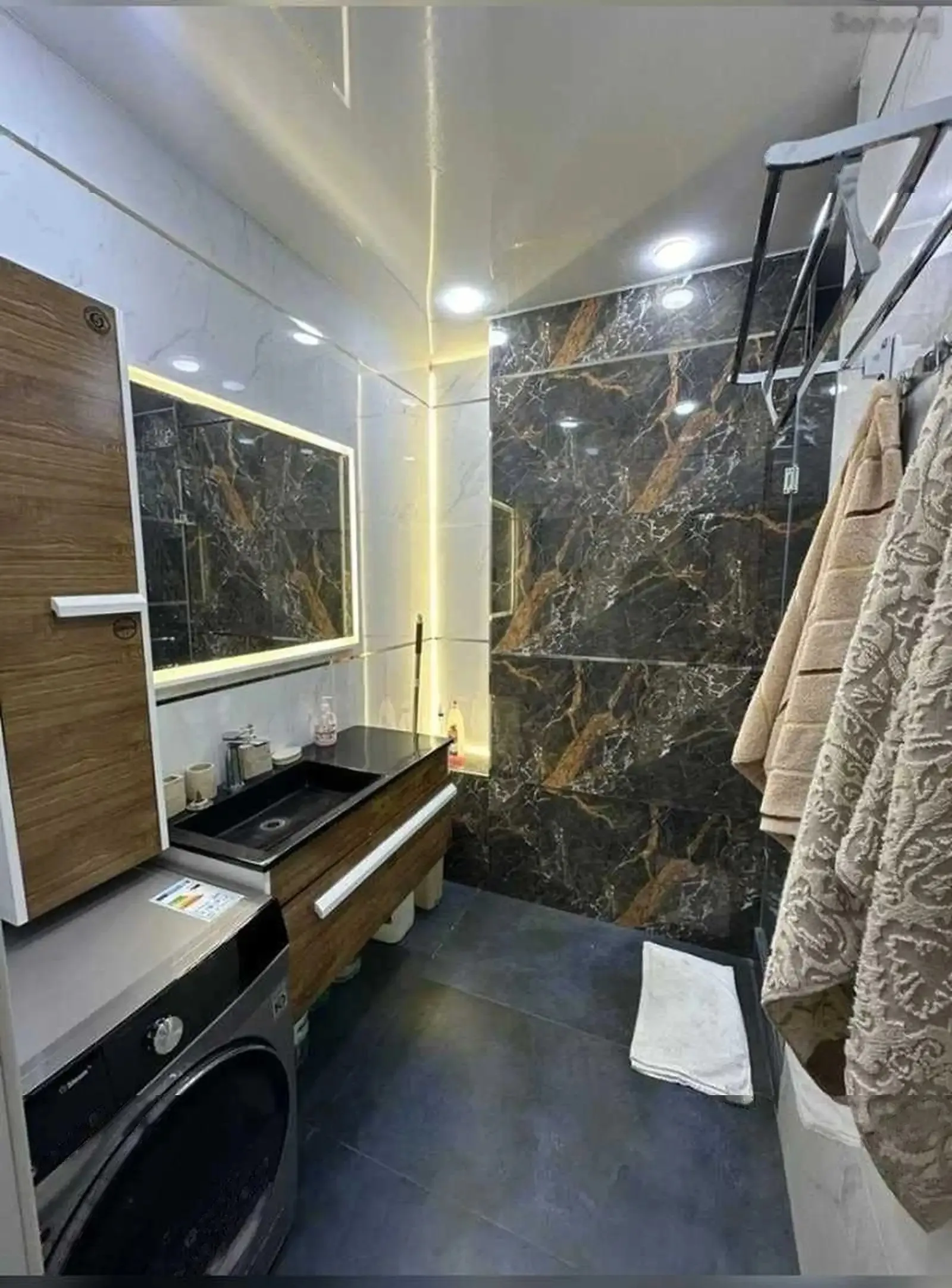 3-комн. квартира, 11 этаж, 105м², Голубой Экран