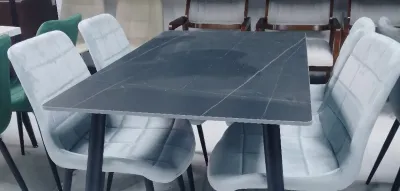 Стол и стулья