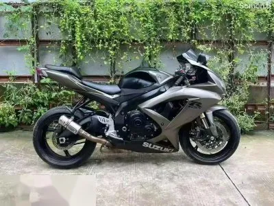 Мотоцикл Suzuki GSX