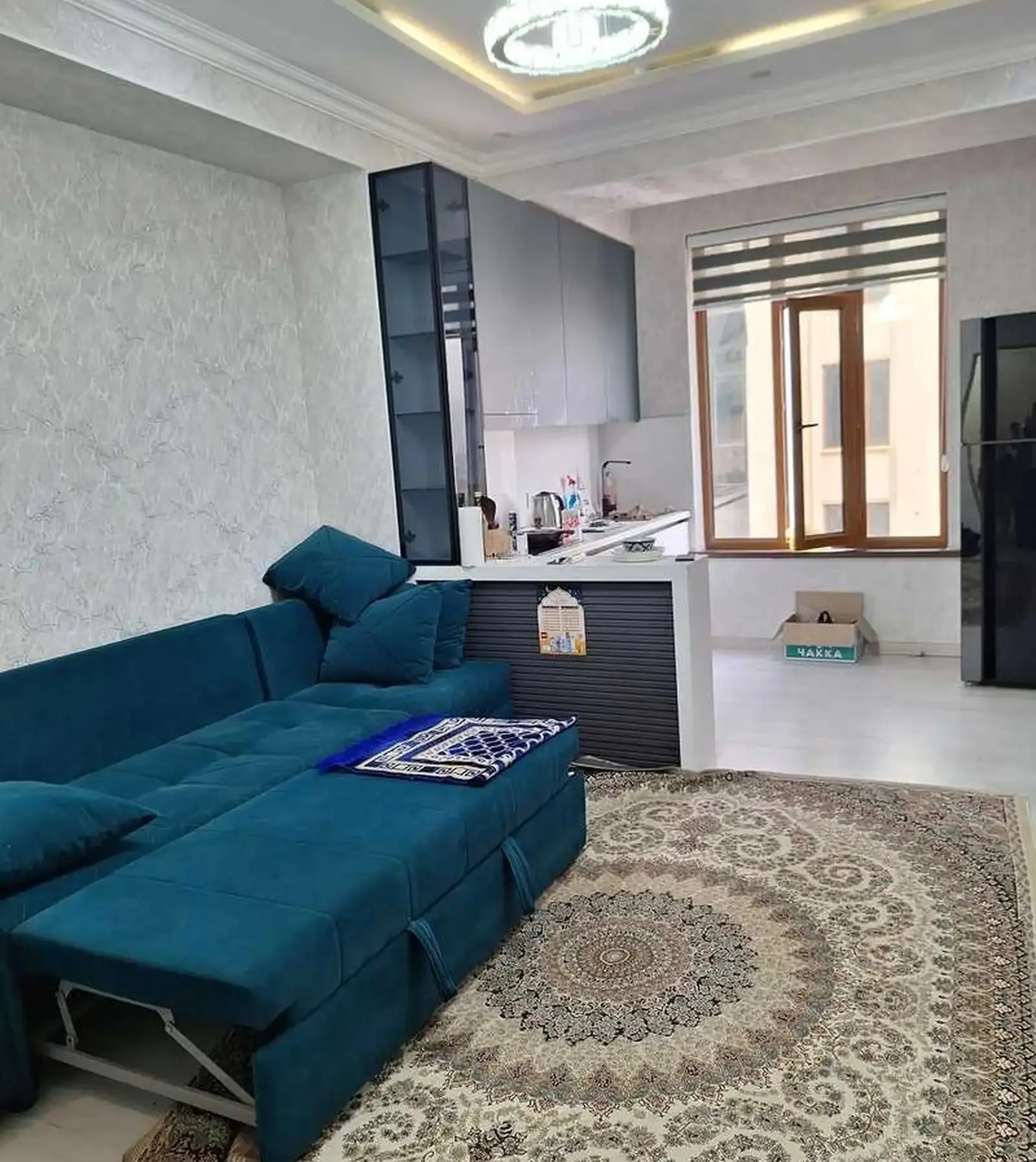 2-комн. квартира, 12 этаж, 90м², Фирдавси