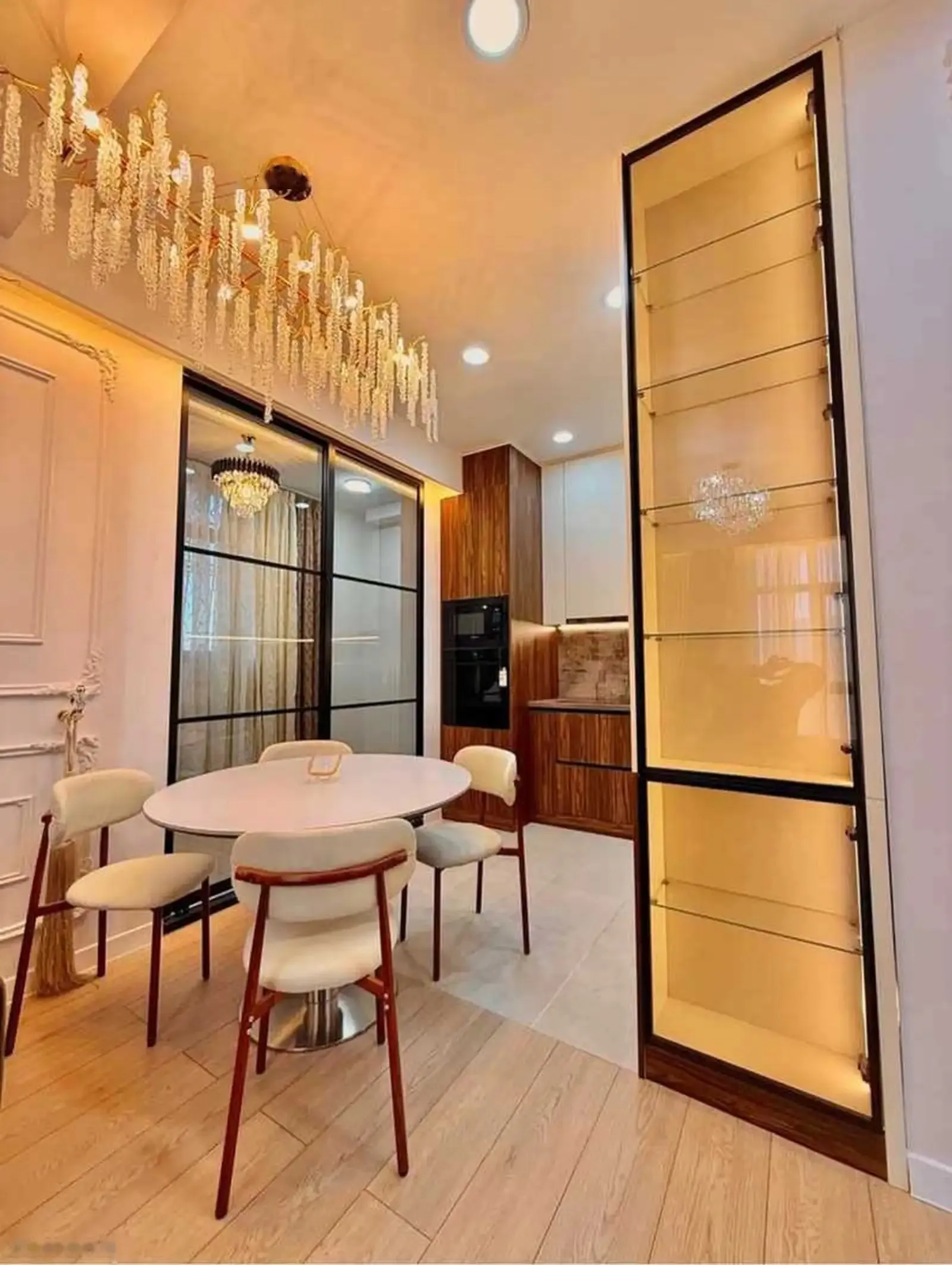 2-комн. квартира, 16 этаж, 62м², цирк