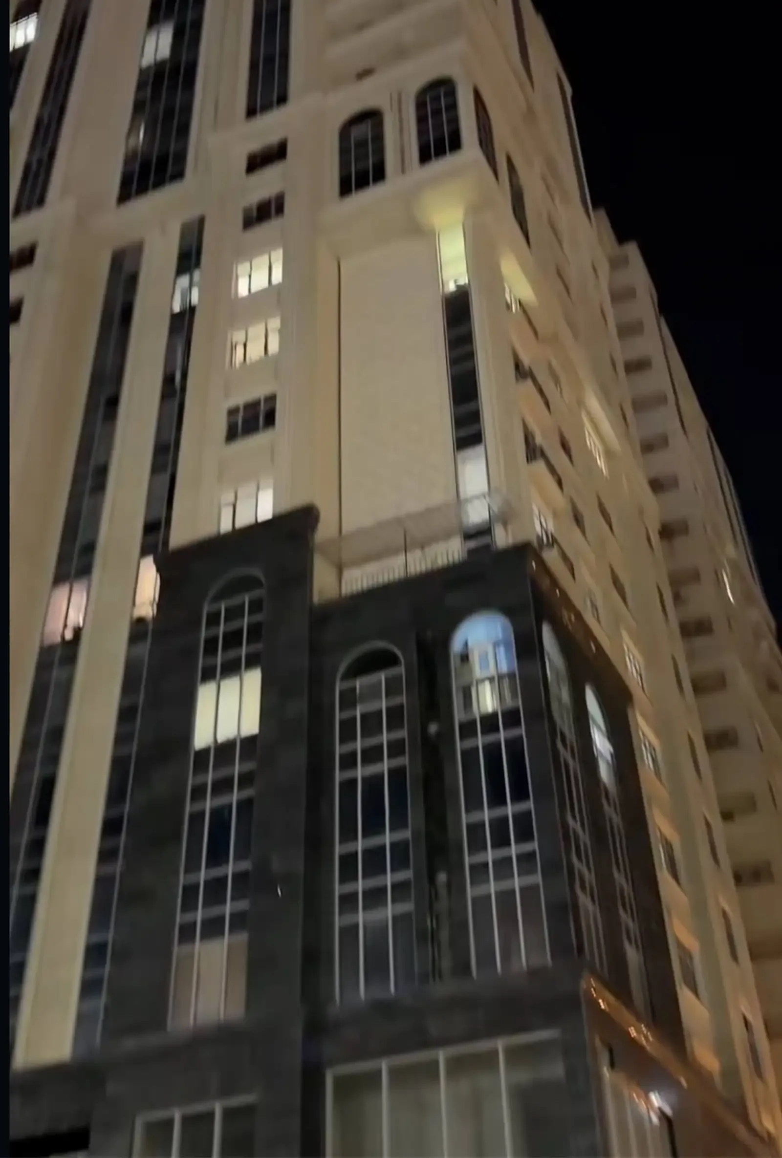 3-комн. квартира, 17 этаж, 108 м², Шохмансур - ру па руи Налоговая