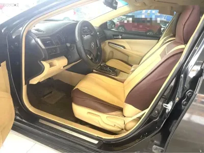 Toyota Camry, 2016