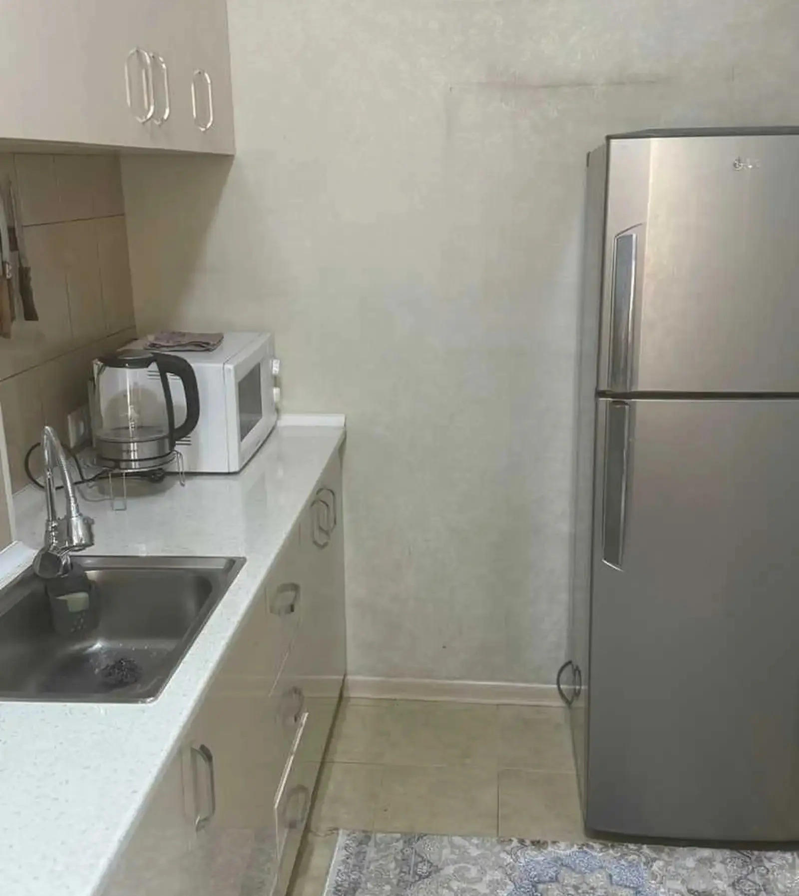 2-комн. квартира, 8 этаж, 65м², Сино