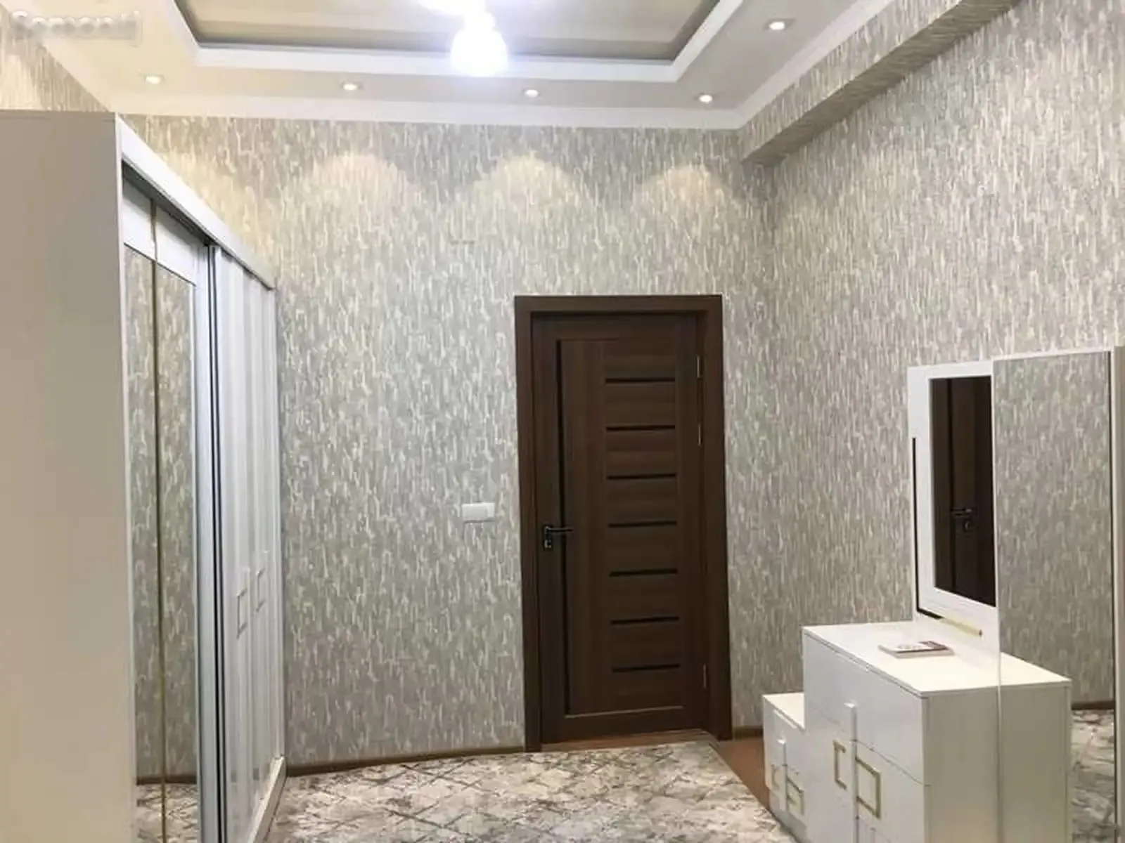 1-комн. квартира, 3 этаж, 40 м², Гранд отел