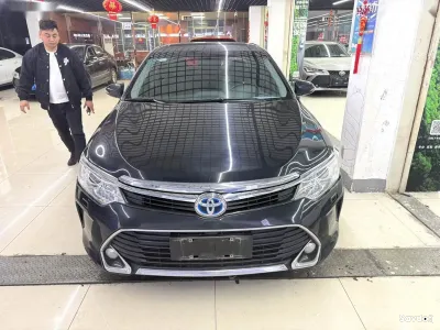 Toyota Camry, 2016