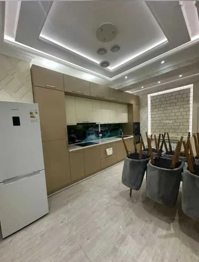 2-комн. квартира, 9 этаж, 90м², И.Сомони, проспект Рудаки