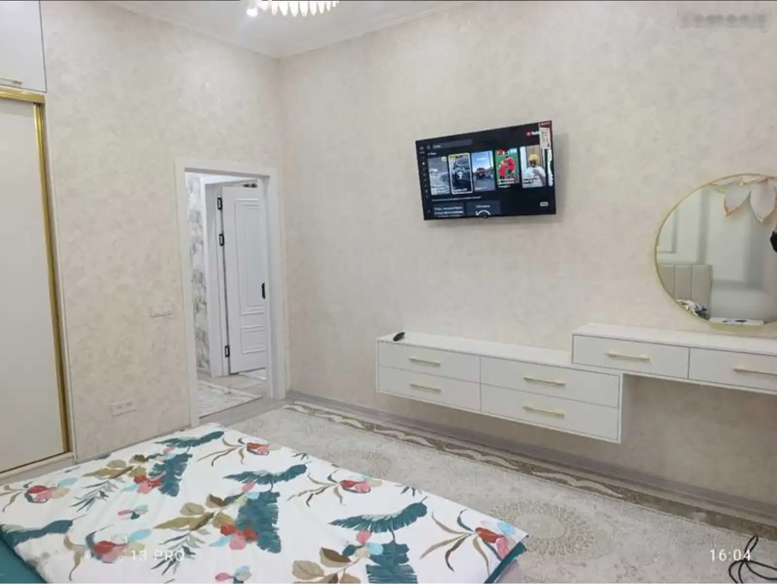 2-комн. квартира, 15 этаж, 61м², Славянский университет
