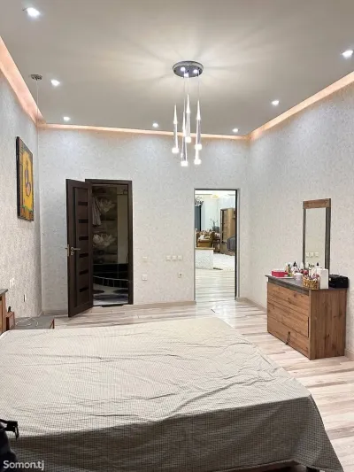 3-комн. квартира, 4 этаж, 130 м², Ватан